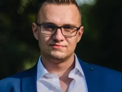 Хакерът от НАП Кристиян Бойков свързан с „Демократична България”?