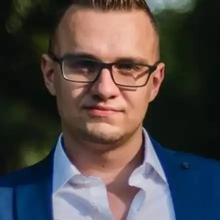 Хакерът от НАП Кристиян Бойков свързан с „Демократична България”?