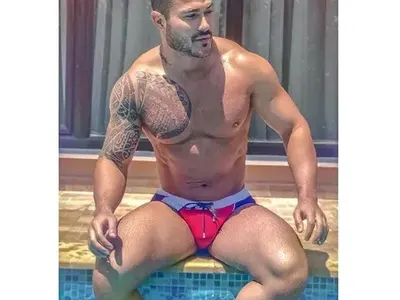 Изгониха Галин от дискотека в Слънчака