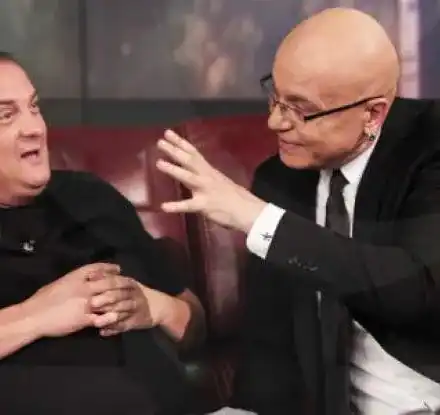 Краси Радков напуска Дългия, става чалга певец