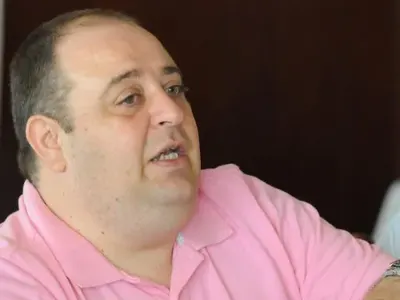 Любо Нейков не кара кола заради тлъстините