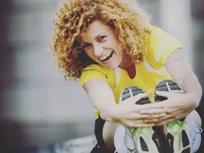 Люси Дяковска готова с хотела от контейнери