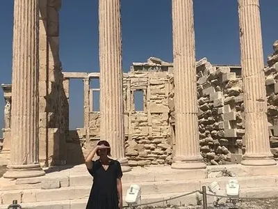 Мария Силвестър по женски в Гърция