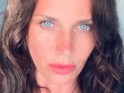 Мария Силвестър води гаджето в Лондон