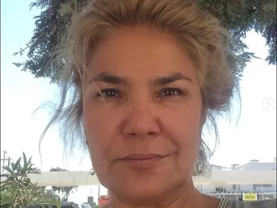 Марта Вачкова младее на Миконос