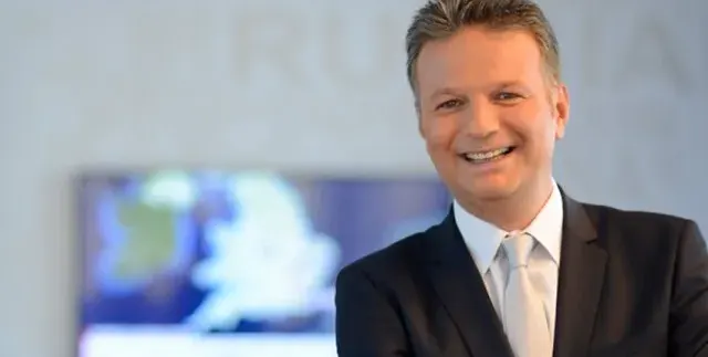 Ники Дойнов с апартамент до лудницата
