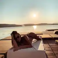 Ники М. пуска Николета само с придружител