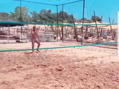 Покрай бременността и пълнеенето на Златка, и Благо Георгиев се угои! Вижте какви кълки е отпрал