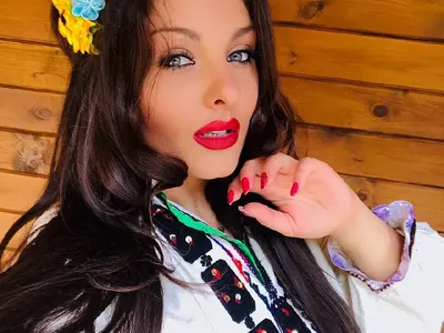 Ревнивка хакнала профила на Симона Загорова