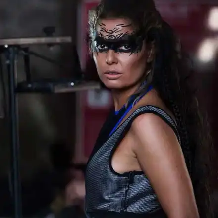 Сърчаджиева на кон