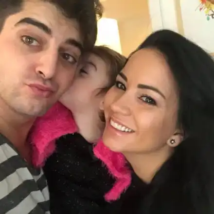 Сашо Кадиев стана по-голяма кифла от жена си