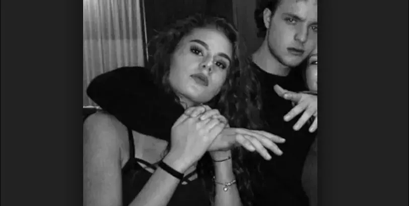 Щерката на Радев на море с гаджето