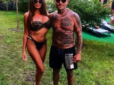 Теди Хитлера на море с Анна-Мария Чернева