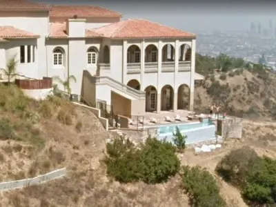 Тузарка! Цеци Красимирова се сдоби с американско гражданство! Става съседка на Орландо Блум в Холивуд (СНИМКИ)