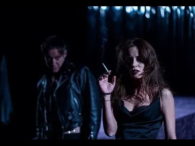 В Лозенец: Радина и Деян правят любов на плажа