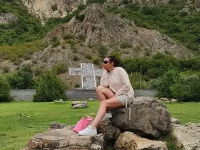 Вихра на поклонение при гроба на Ванга