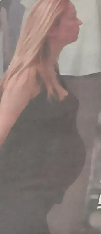 Вики от „Мастило“ ще роди всеки момент, певицата на разкрасителни процедури преди събитието