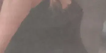 Вики от „Мастило“ ще роди всеки момент, певицата на разкрасителни процедури преди събитието