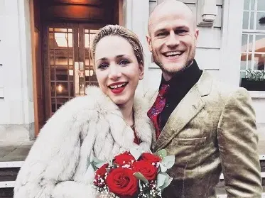 Внучката на Тодор Колев запозна мъжа си с родата!