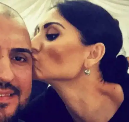 Заради счупената си ръка: Софи направила черна магия на Гринго (Подробности)