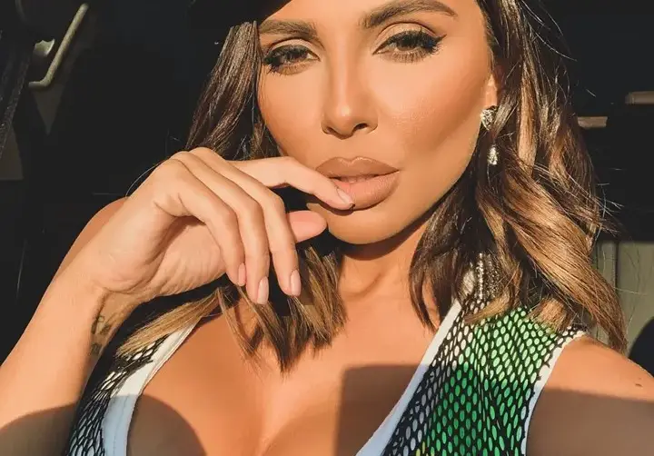 Защо Николета трие татусите си  (Снимки)