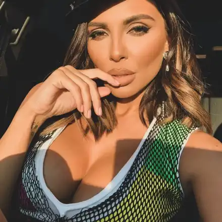 Защо Николета трие татусите си  (Снимки)