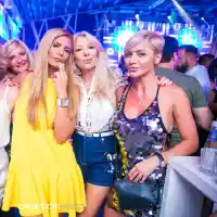 Анелия, Галин и Криско аплодират Махмут Орхан в Слънчев бряг