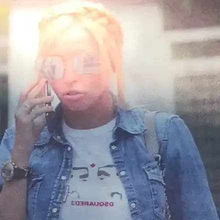 Анна Шехтова показа топ форма (Папарашки снимки)