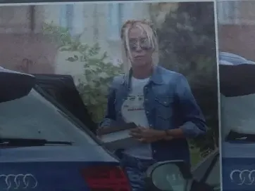 Анна Шехтова показа топ форма (Папарашки снимки)