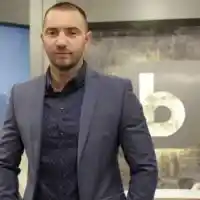 Антон Хекимян става юрист