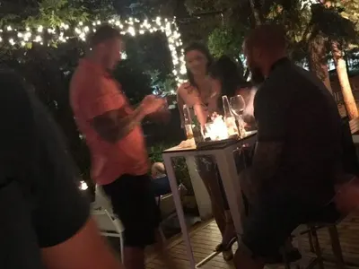 Боби Ръгбиста кръшка на Никита (Папарашки снимки)