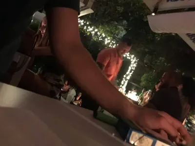 Боби Ръгбиста кръшка на Никита (Папарашки снимки)