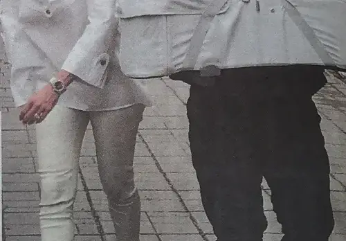 Боряна Шехтова с бебеносач