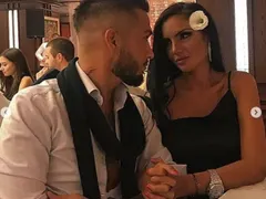 Честито! Джино с тайна сватба в Гърция (Бившият на Джена се врече на красивата докторка Кристиана)