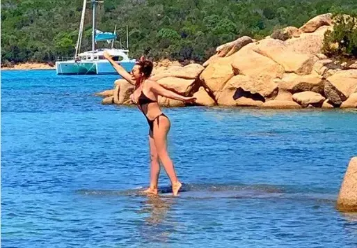 Дарина Павлова ходи по вода