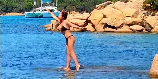 Дарина Павлова ходи по вода
