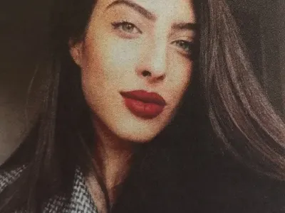 Ексклузивно! Вижте новата на Слави!