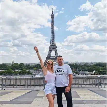 Емилия и Башур на ваканция в Париж