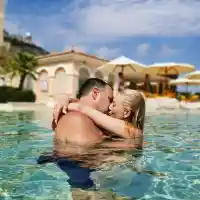 Емилия спира да пее!