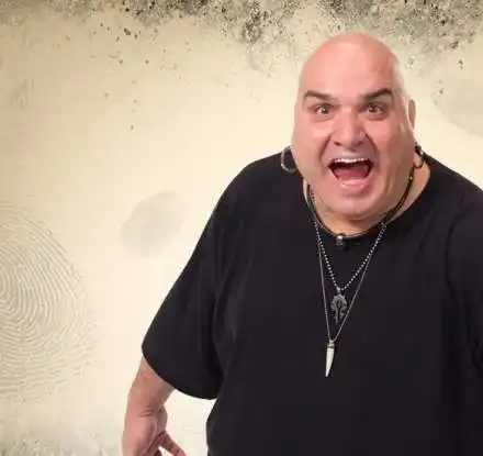 Фънки се зарече: Ще ям свинско, напук на чумата!