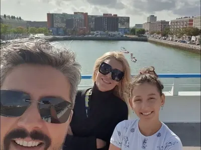 Гала кръстосва из Европа