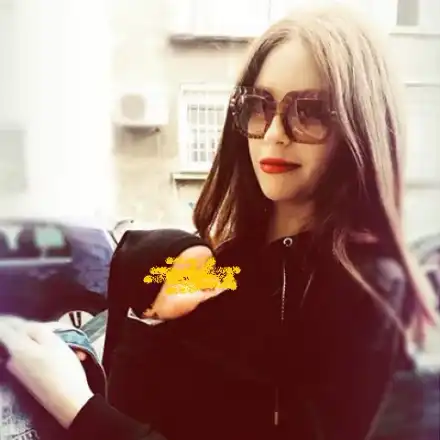 Глория Петкова се потроши! Качването на автобус с бебе – пагубно за моделката