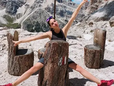 ГОРЕЩО: Депутатска съпруга лъсна по прашки в Дубровник (Снимки)