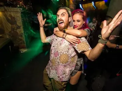 И Халваджиян на родното море