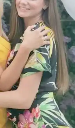 И Нанси Карабойчева чака бебе