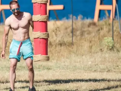 Каскадьорът на Брад Пит се уреди в „Игри на волята”