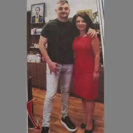 Кирил Добрев разхожда обувки за 700 лева