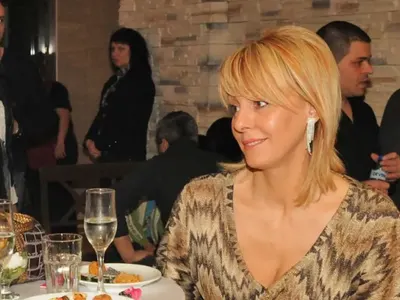 Майката на Бербатов при Ванга