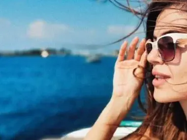 Михаела Филева обикаля Грузия с палатка, гадже и куче