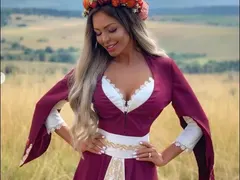 Мис Плеймейт: Аз съм катър!